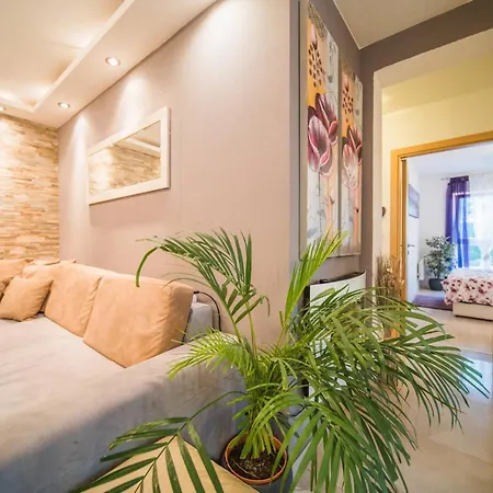 Apartament Mimi Munida 128g *